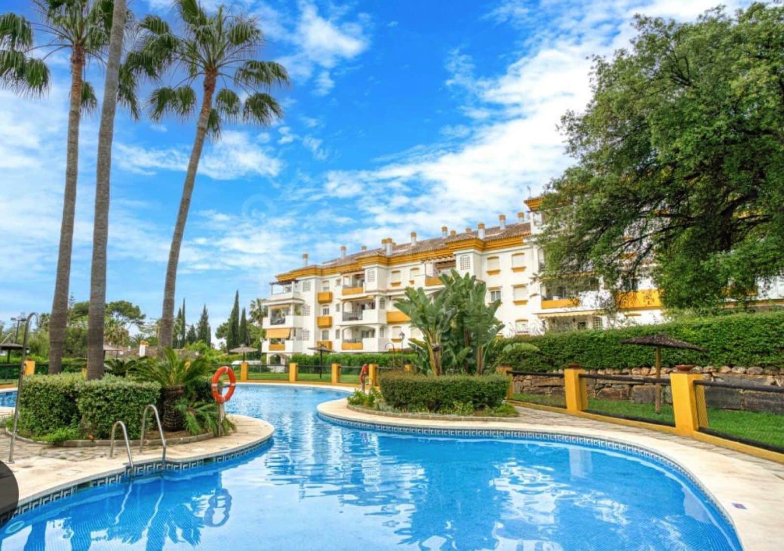 3 sypialnia Apartament na sprzedaż w Marbella - 665 000 € (Ref: 9456015)