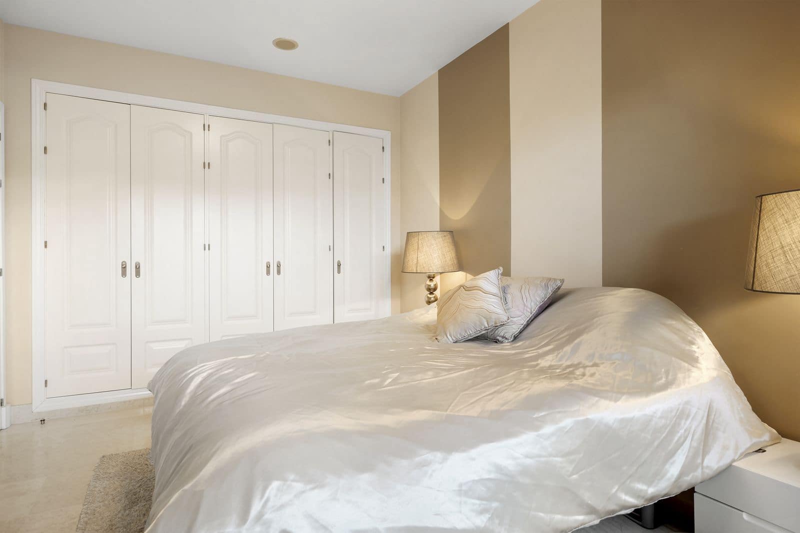 2 bedroom Apartment for sale in Benahavis - € 549,500 (Ref: 9456016)