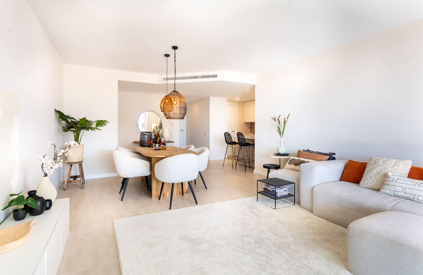 3 bedroom Apartment for sale in New Golden Mile - € 599,000 (Ref: 9456018)