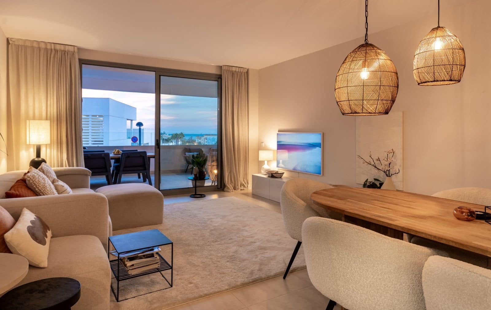 3 bedroom Apartment for sale in New Golden Mile - € 599,000 (Ref: 9456018)