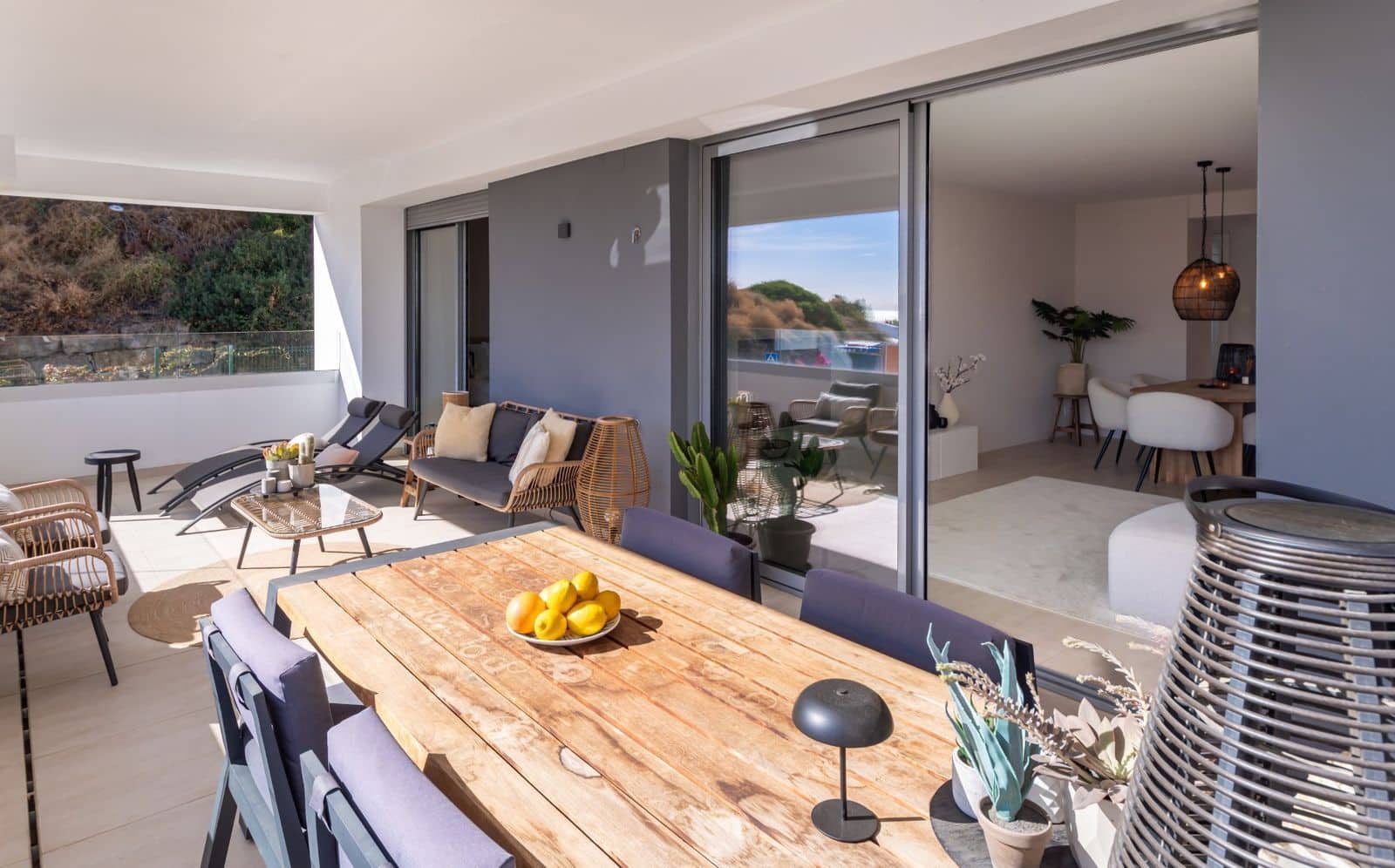 3 bedroom Apartment for sale in New Golden Mile - € 599,000 (Ref: 9456018)