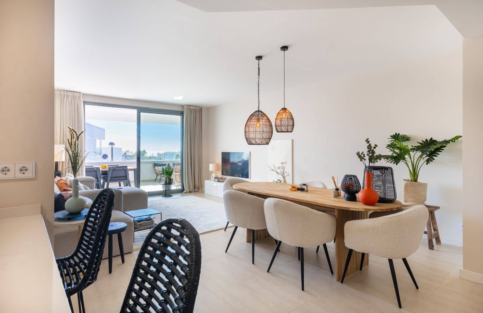 3 bedroom Apartment for sale in New Golden Mile - € 599,000 (Ref: 9456018)
