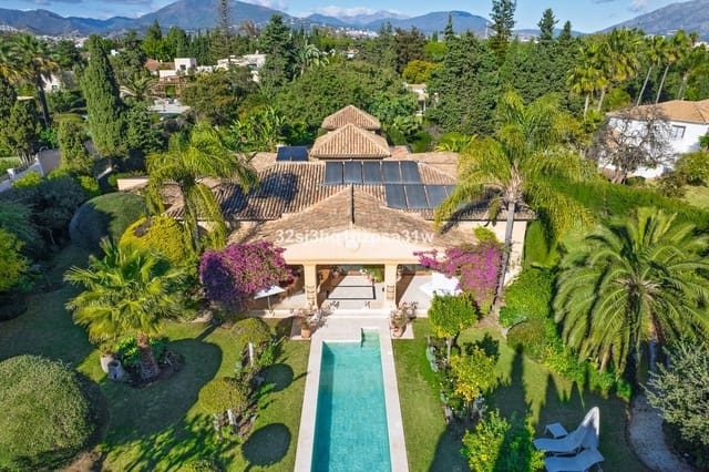 3 bedroom Villa for sale in Guadalmina Baja, Marbella - € 2,599,000 (Ref: 9456020)