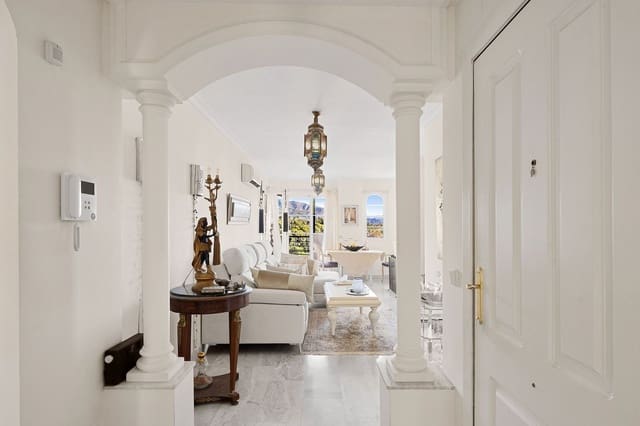 2 makuuhuone Huoneisto myytävänä paikassa Nueva Andalucia, Marbella - 475 000 € (Ref: 9456029)