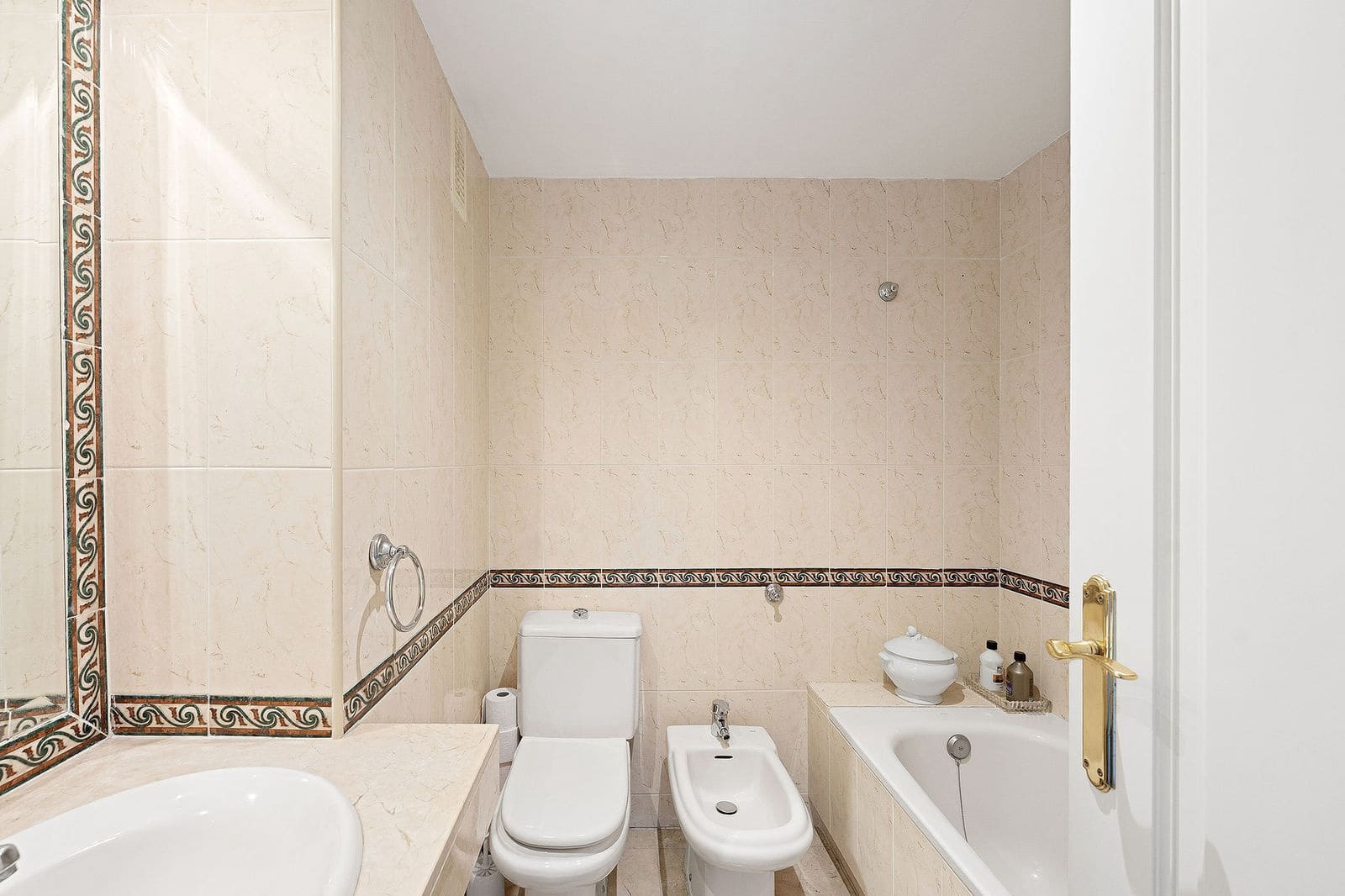 2 makuuhuone Huoneisto myytävänä paikassa Nueva Andalucia - 475 000 € (Ref: 9456029)