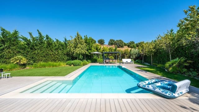 5 makuuhuone Huvila myytävänä paikassa Bel-Air, Estepona - 2 595 000 € (Ref: 9456034)