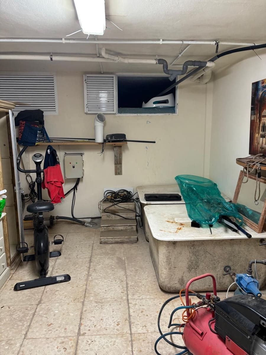 4 soveværelse Villa til salg i El Paraiso - € 1.650.000 (Ref: 9456036)