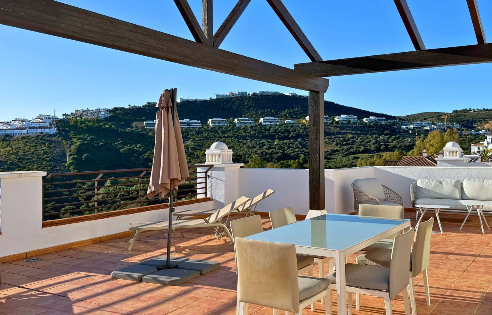 3 sypialnia Penthouse na sprzedaż w Bahia de Casares - 635 000 € (Ref: 9456037)