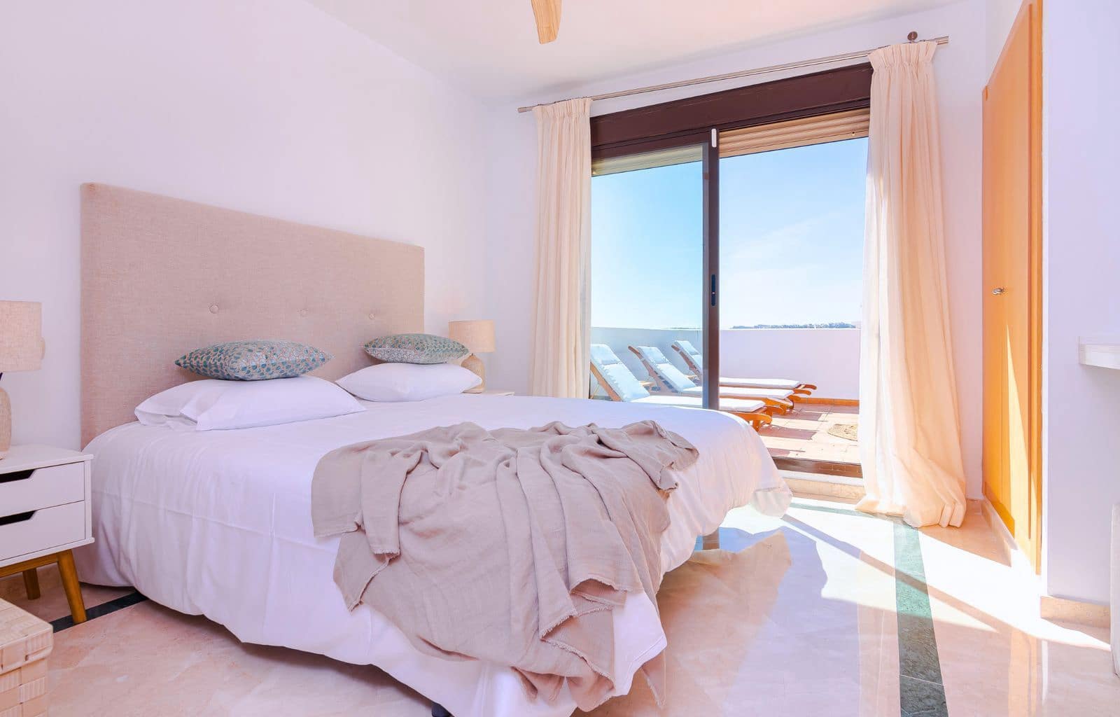 3 sypialnia Penthouse na sprzedaż w Bahia de Casares - 635 000 € (Ref: 9456037)