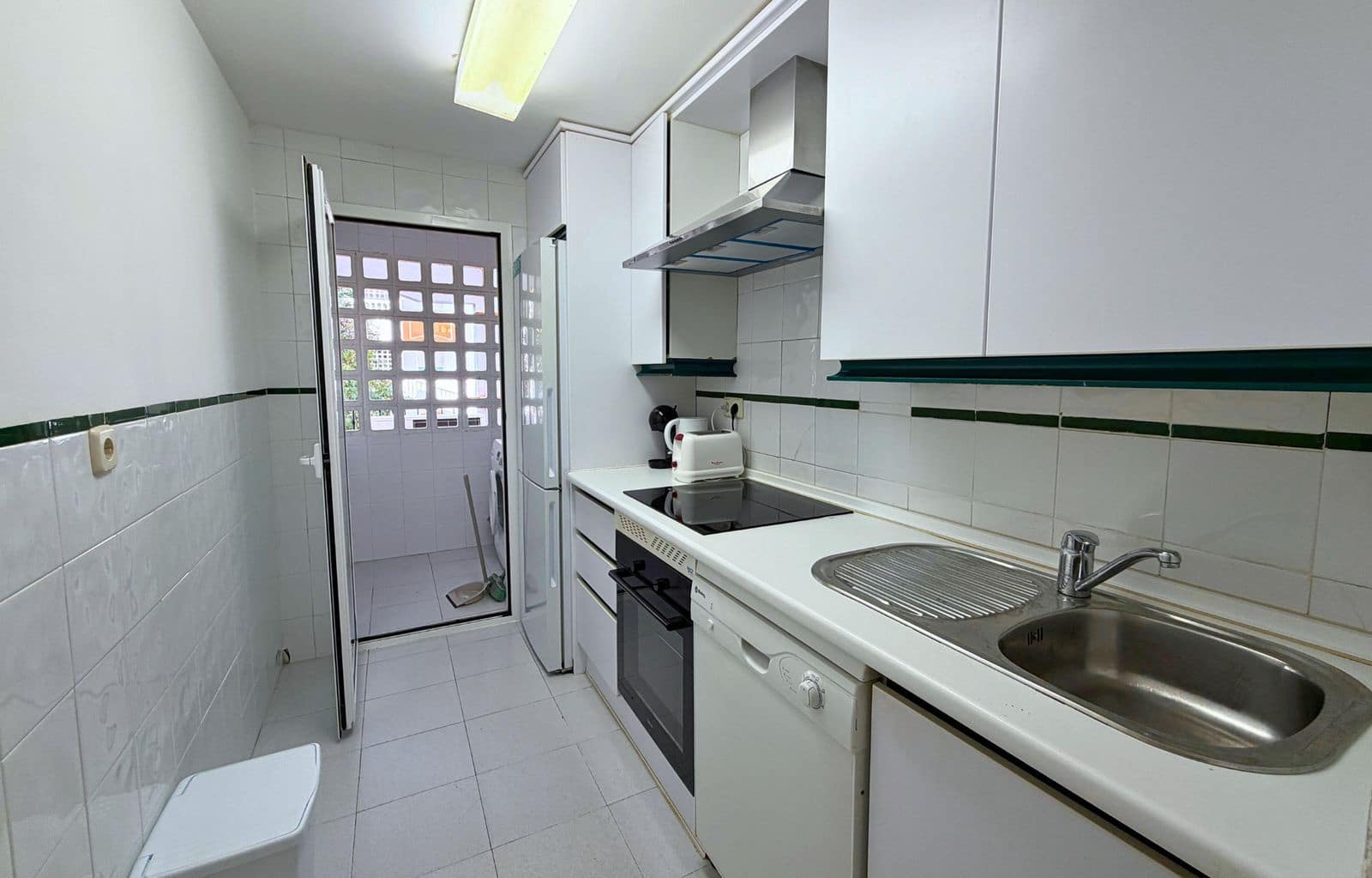 2 soverom Leilighet til salgs i Puerto Banus - € 410 000 (Ref: 9456038)