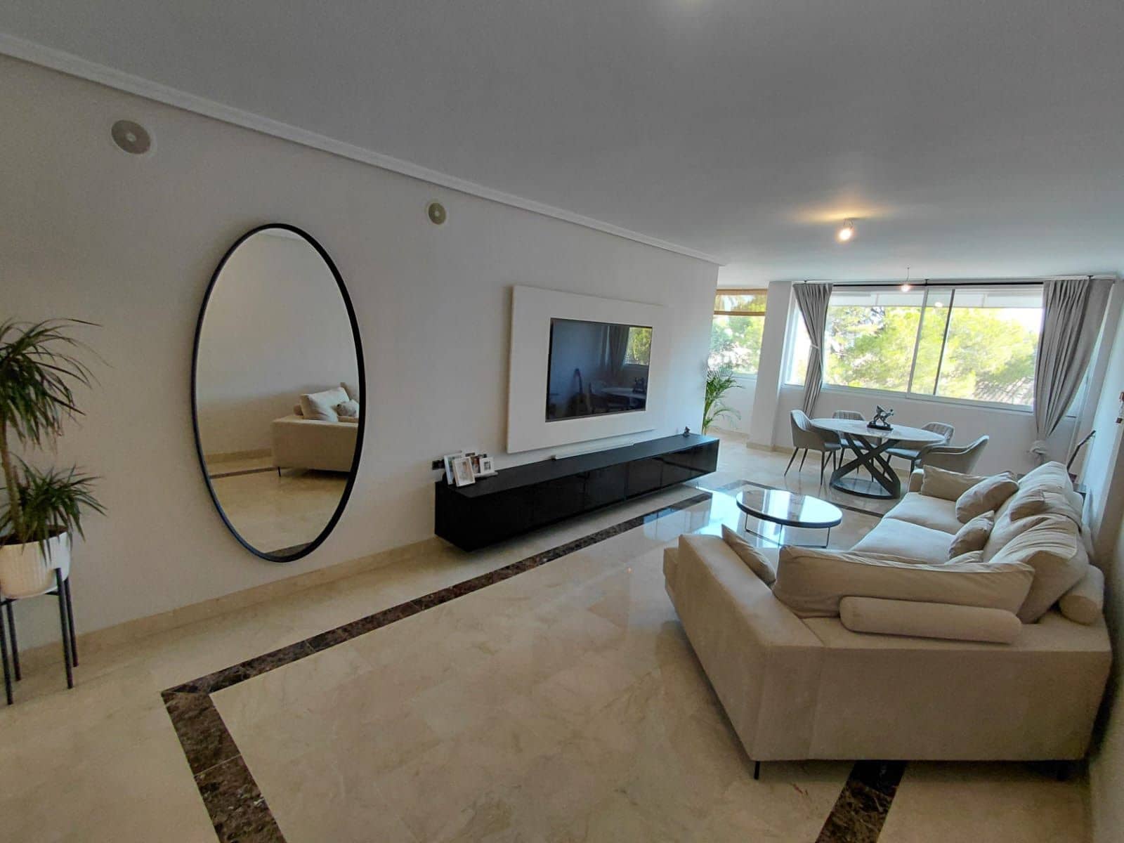 2 bedroom Apartment for sale in Marbella - € 540,000 (Ref: 9456039)