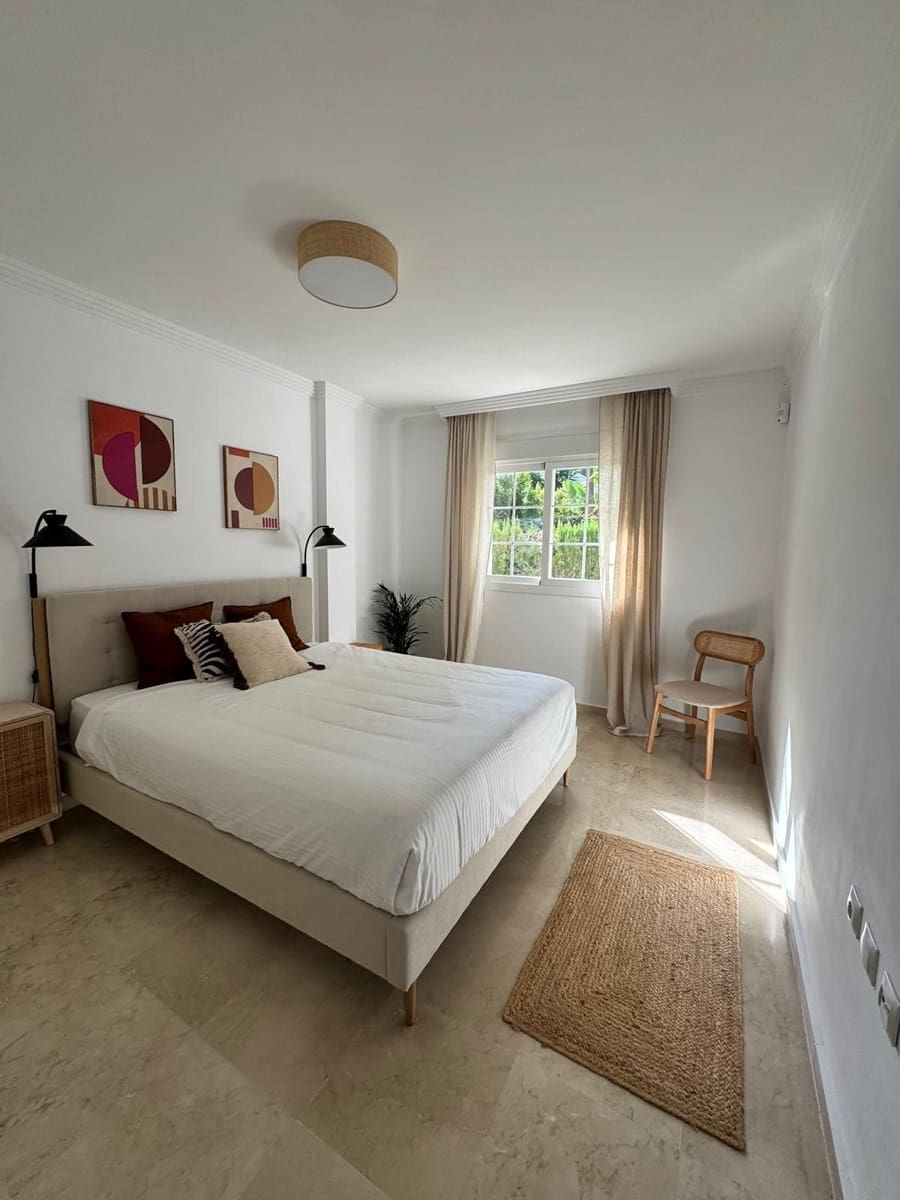 3 bedroom Apartment for sale in Marbella - € 565,000 (Ref: 9456040)