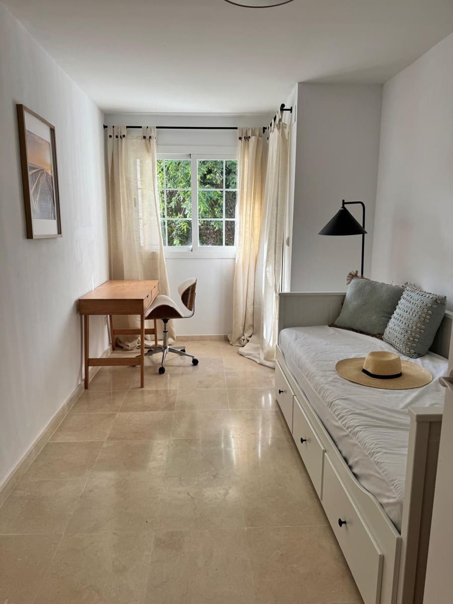 3 bedroom Apartment for sale in Marbella - € 565,000 (Ref: 9456040)