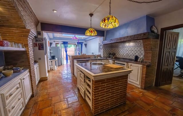 5 makuuhuone Huvila myytävänä paikassa Nueva Andalucia, Marbella - 2 290 000 € (Ref: 9456042)