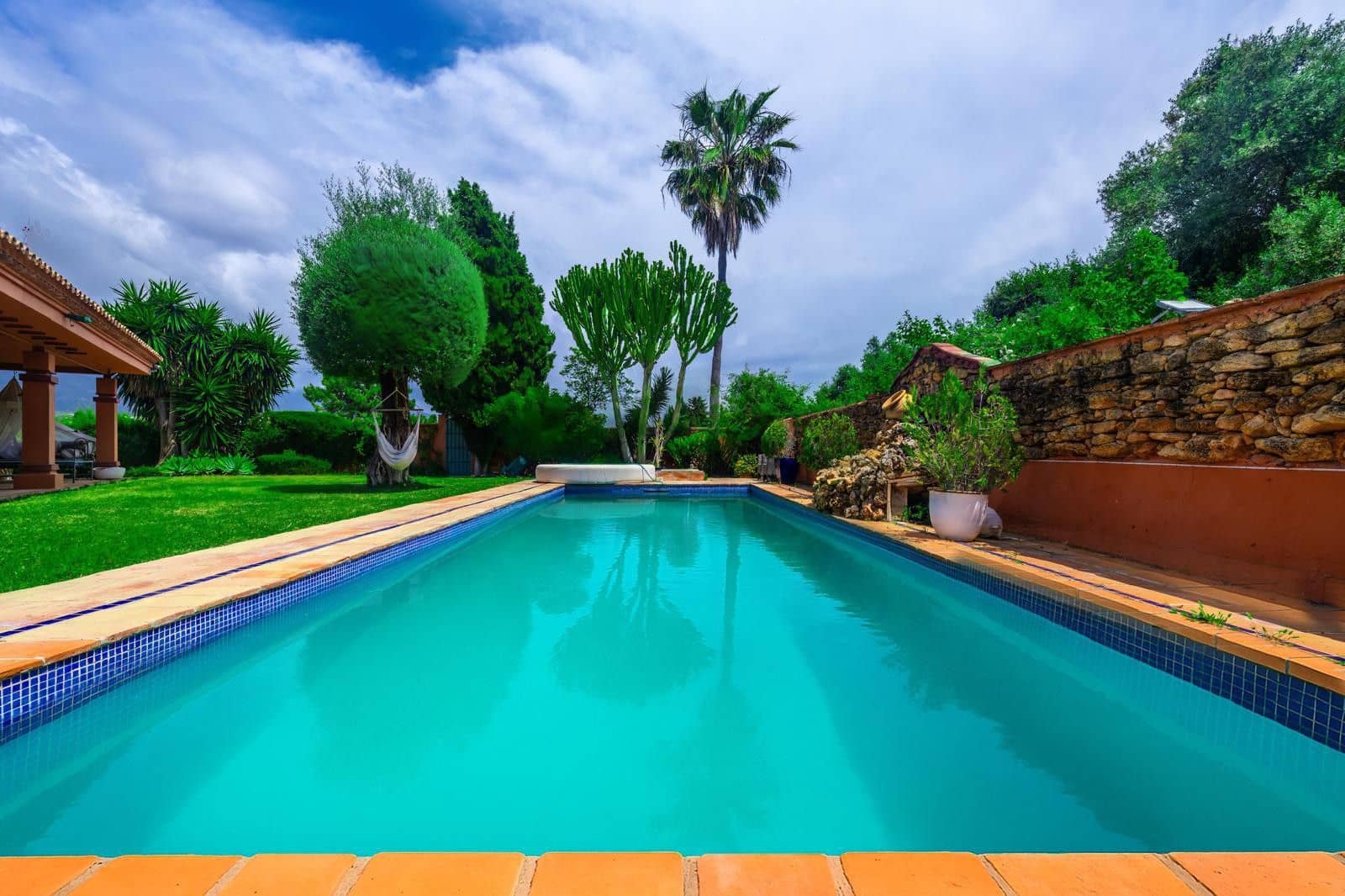 5 makuuhuone Huvila myytävänä paikassa Nueva Andalucia - 2 290 000 € (Ref: 9456042)