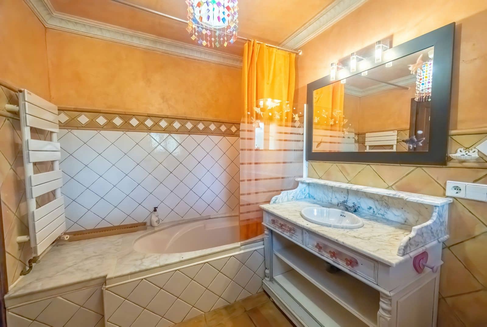 5 makuuhuone Huvila myytävänä paikassa Nueva Andalucia - 2 290 000 € (Ref: 9456042)