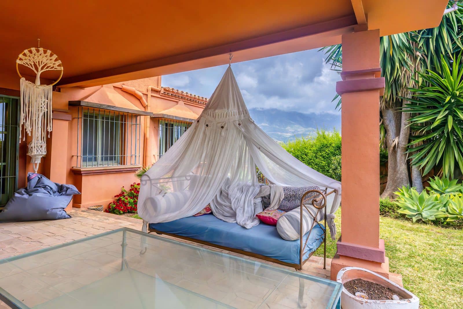 5 makuuhuone Huvila myytävänä paikassa Nueva Andalucia - 2 290 000 € (Ref: 9456042)