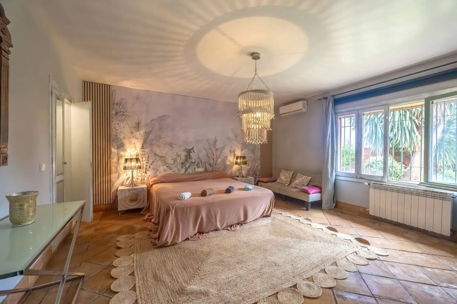 5 makuuhuone Huvila myytävänä paikassa Nueva Andalucia - 2 290 000 € (Ref: 9456042)