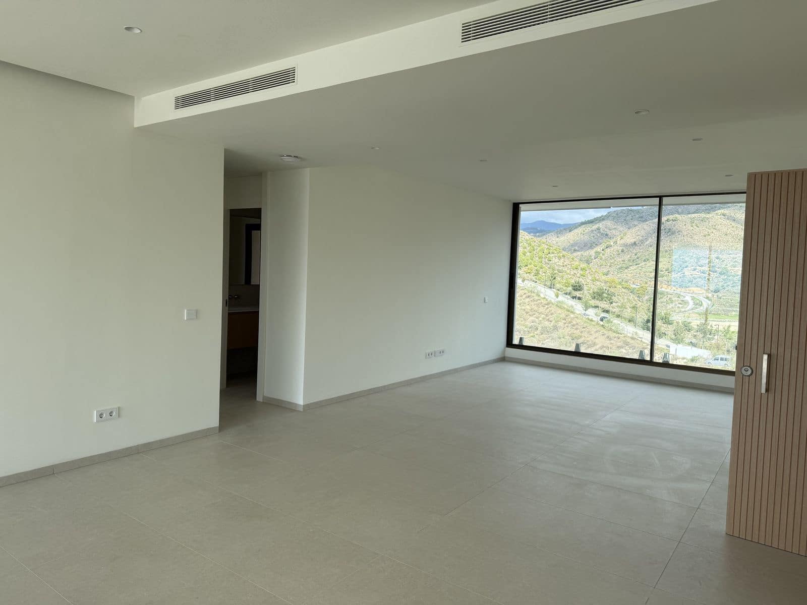 4 bedroom Apartment for sale in La Quinta - € 1,950,000 (Ref: 9456046)