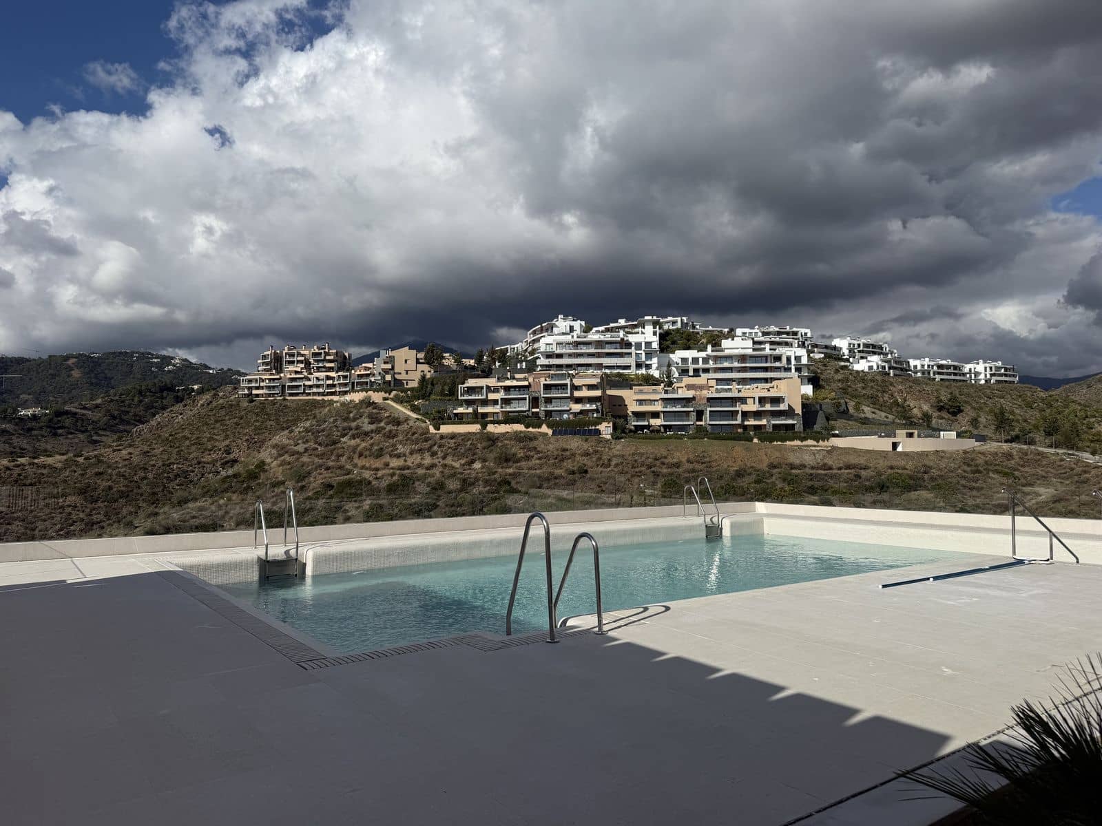 4 bedroom Apartment for sale in La Quinta - € 1,950,000 (Ref: 9456046)