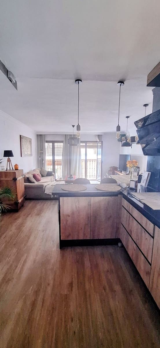 3 bedroom Apartment for sale in Marbella - € 429,900 (Ref: 9456051)