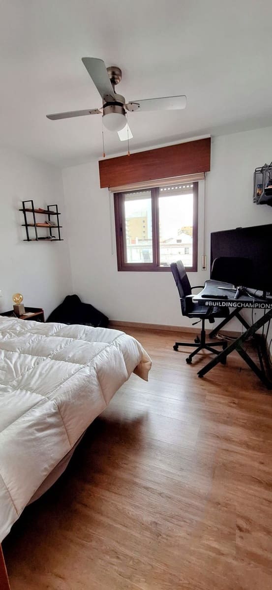 3 bedroom Apartment for sale in Marbella - € 429,900 (Ref: 9456051)