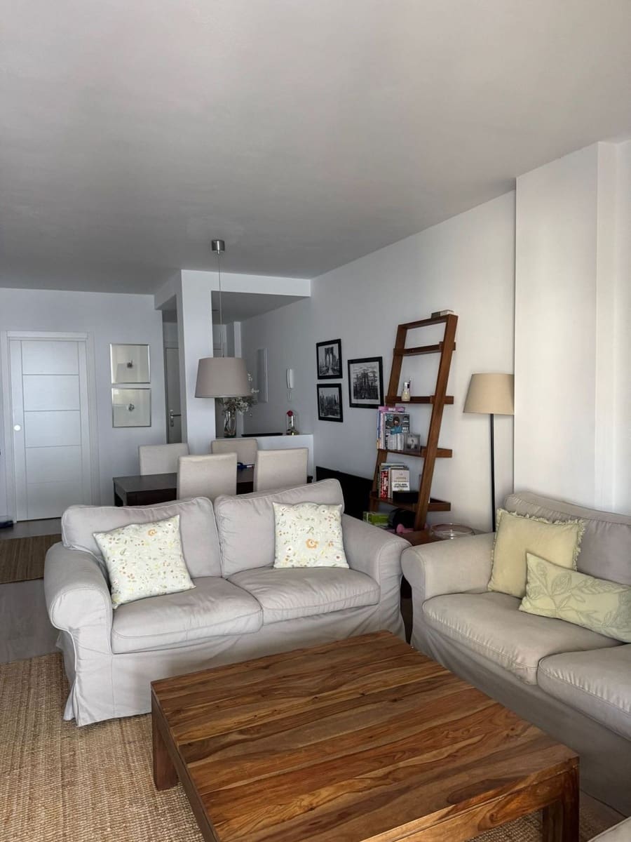 3 bedroom Apartment for sale in Nueva Andalucia - € 420,000 (Ref: 9456056)