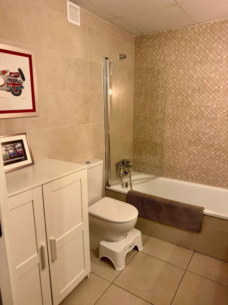 3 bedroom Apartment for sale in Nueva Andalucia - € 420,000 (Ref: 9456056)