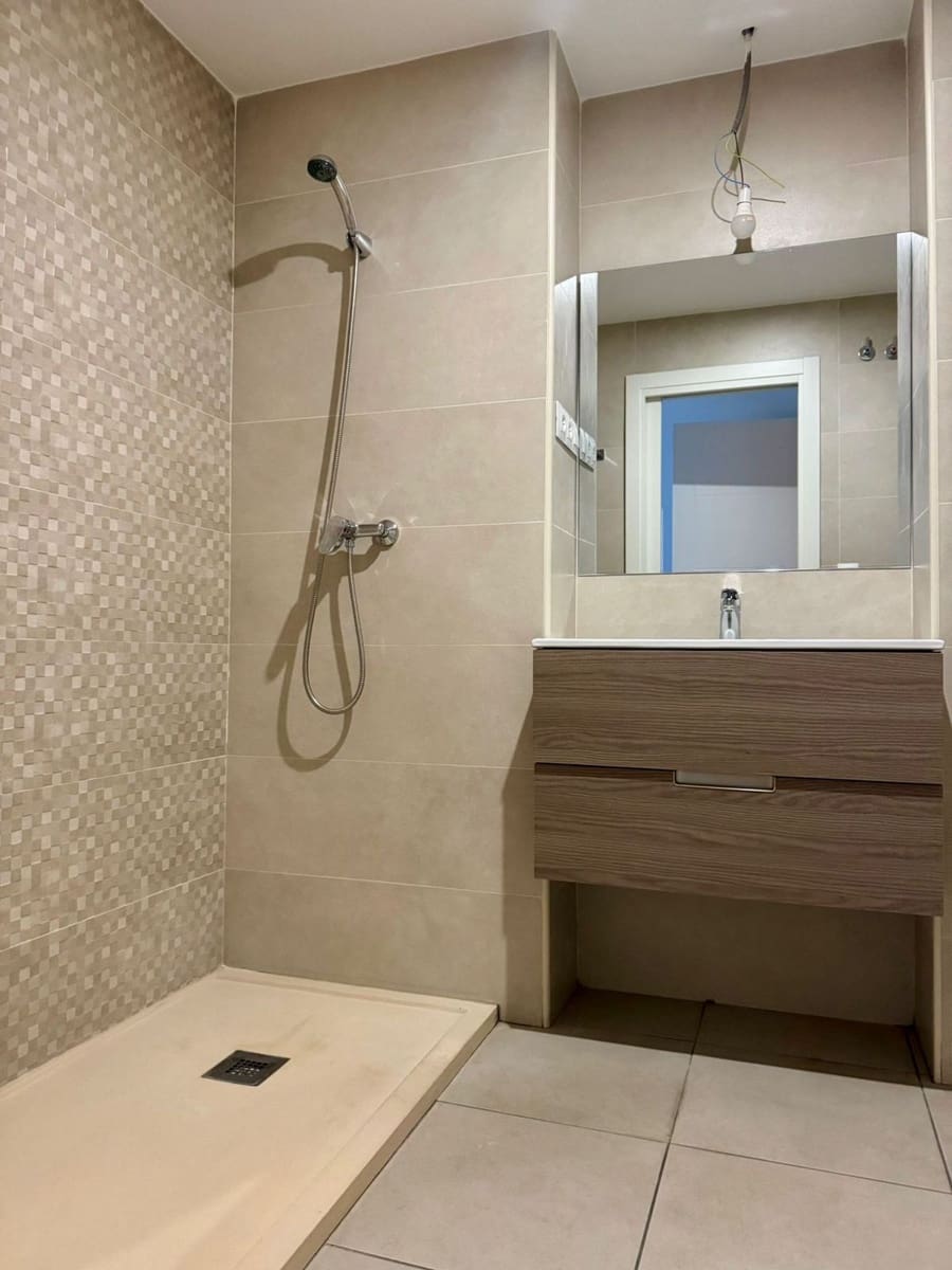 3 bedroom Apartment for sale in Nueva Andalucia - € 420,000 (Ref: 9456056)