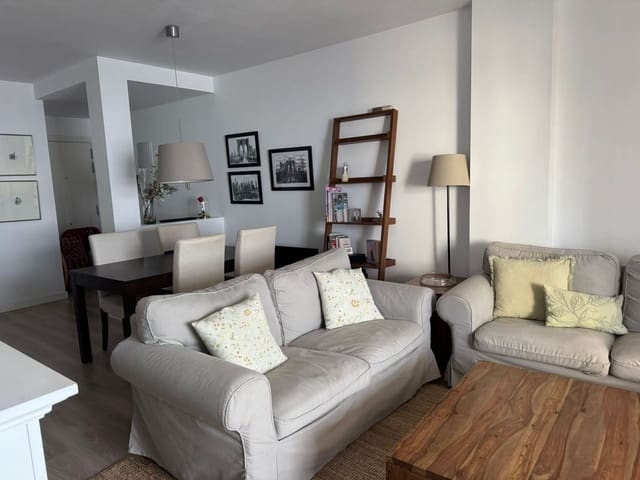 3 bedroom Apartment for sale in Nueva Andalucia, Marbella - € 420,000 (Ref: 9456056)