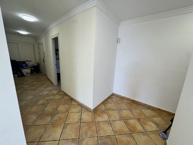 Apartamento de 2 habitaciones en Cancelada, Estepona en venta - 295.000 € (Ref: 9456058)