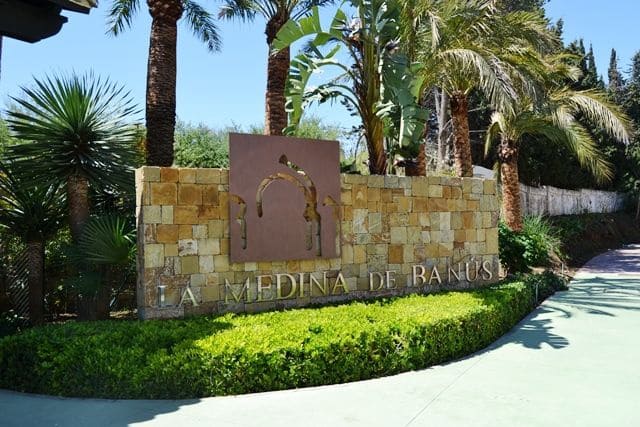 2 bedroom Apartment for sale in Nueva Andalucia - € 750,000 (Ref: 9456063)