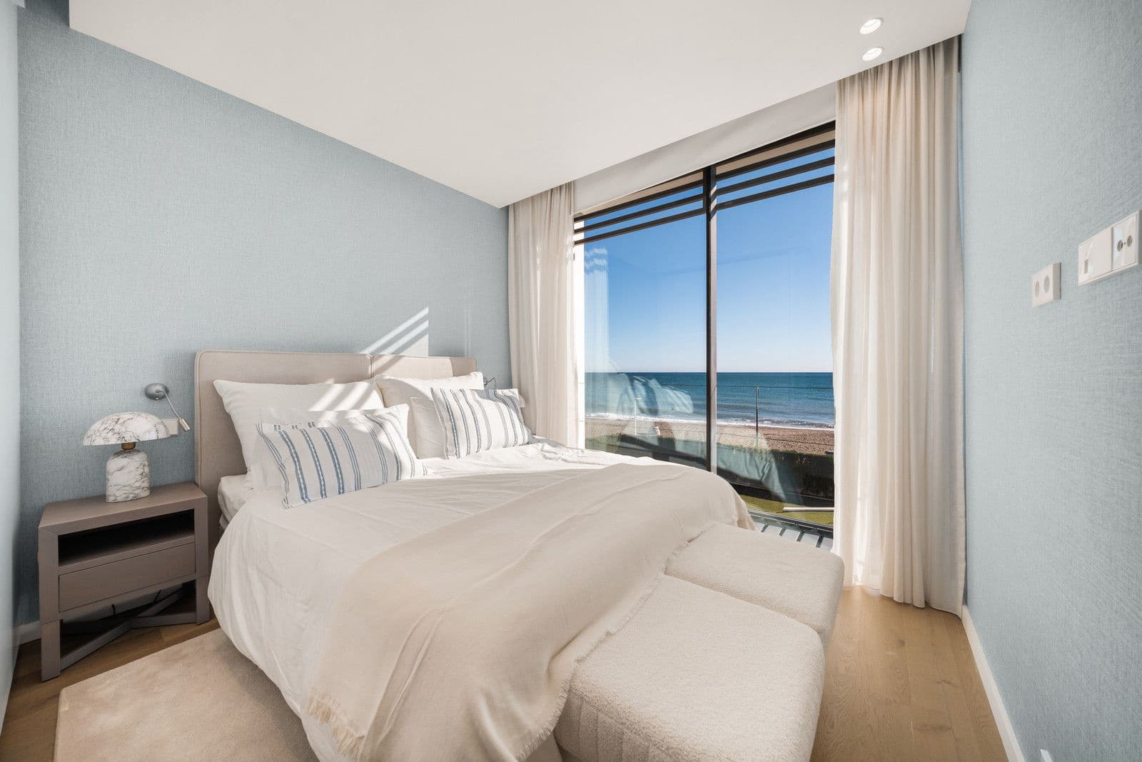 5 bedroom Villa for sale in Estepona - € 6,200,000 (Ref: 9456064)