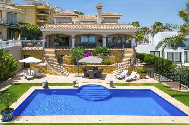 5 slaapkamer Villa te koop in La Cala de Mijas, Mijas - € 3.650.000 (Ref: 9456066)