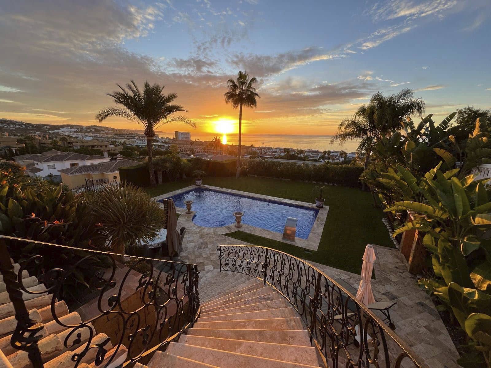 5 slaapkamer Villa te koop in La Cala de Mijas - € 3.650.000 (Ref: 9456066)