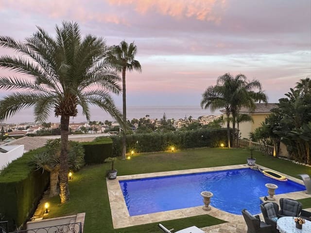 5 slaapkamer Villa te koop in La Cala de Mijas, Mijas - € 3.650.000 (Ref: 9456066)