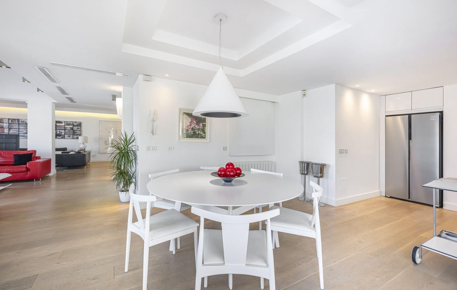 3 bedroom Penthouse for sale in Puerto Banus - € 1,900,000 (Ref: 9456069)