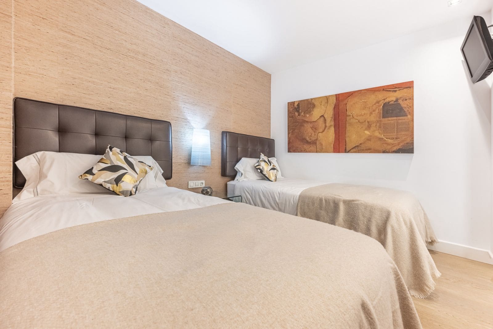 3 bedroom Penthouse for sale in Puerto Banus - € 1,900,000 (Ref: 9456069)