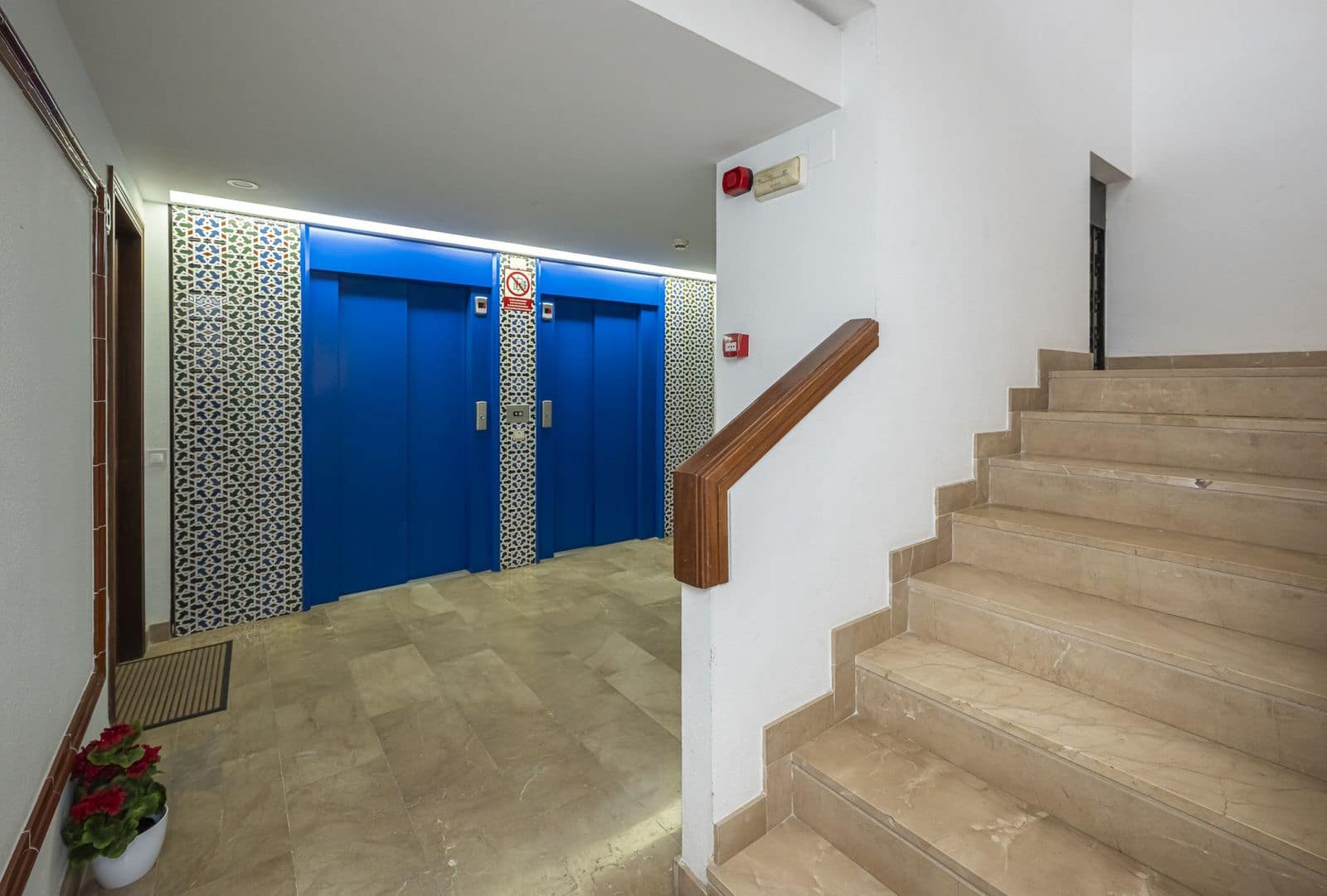 3 bedroom Penthouse for sale in Puerto Banus - € 1,900,000 (Ref: 9456069)