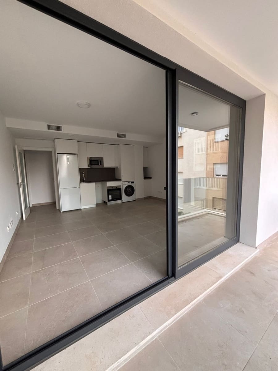 2 bedroom Apartment for sale in Estepona - € 450,000 (Ref: 9456070)