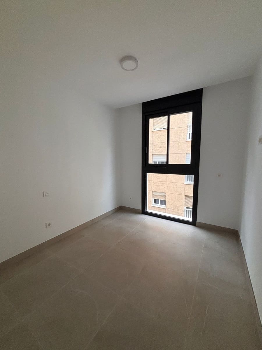 2 bedroom Apartment for sale in Estepona - € 450,000 (Ref: 9456070)