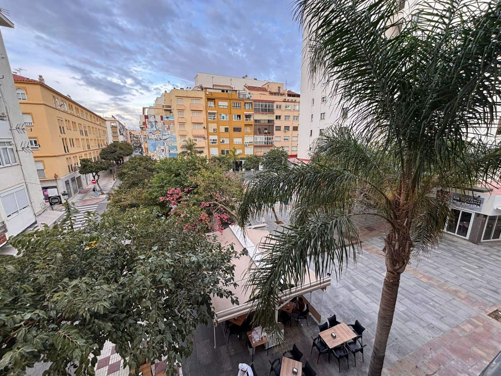 2 bedroom Apartment for sale in Estepona - € 450,000 (Ref: 9456070)