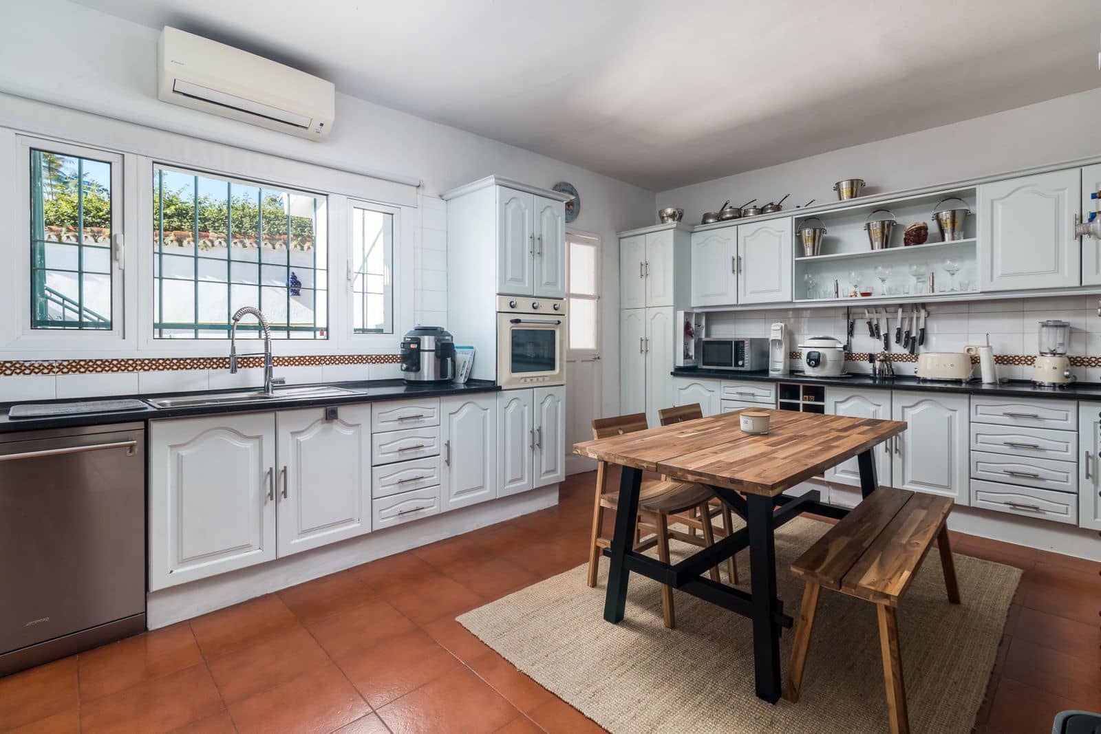 4 sypialnia Willa na sprzedaż w Benahavis - 1 395 000 € (Ref: 9456071)