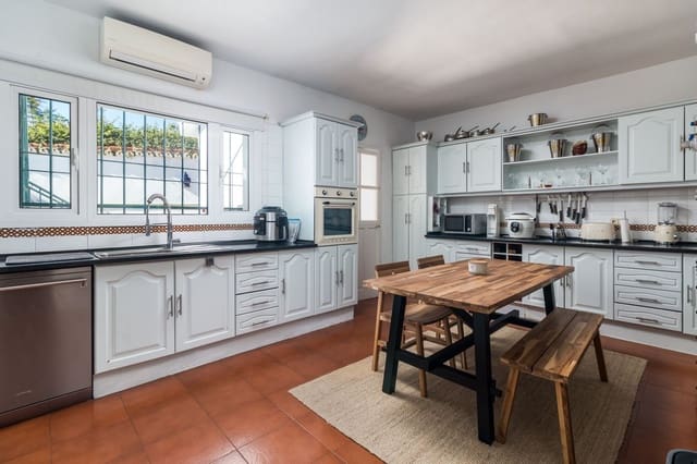 4 sypialnia Willa na sprzedaż w Benahavís - 1 395 000 € (Ref: 9456071)