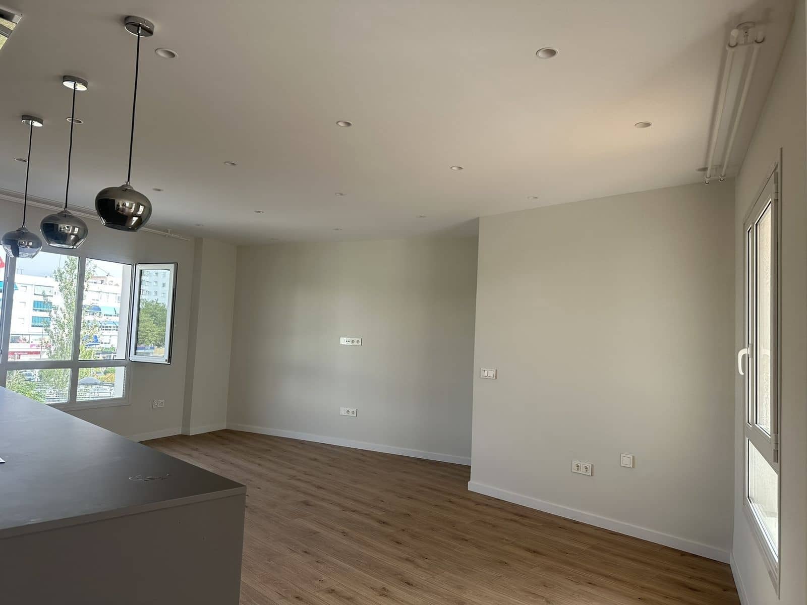 Apartamento de 4 habitaciones en San Pedro de Alcantara en venta - 1.270.000 € (Ref: 9456074)