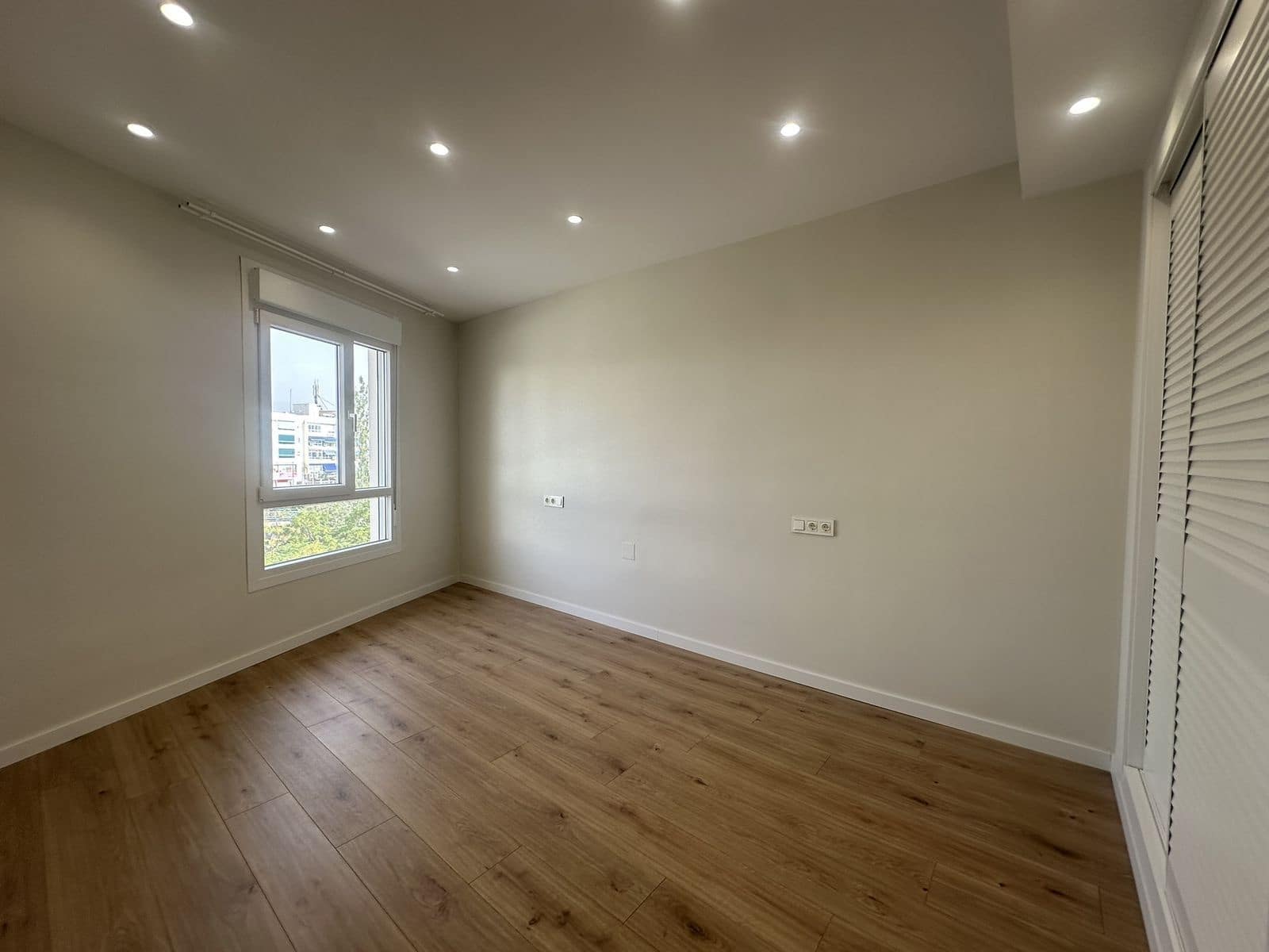 Apartamento de 4 habitaciones en San Pedro de Alcantara en venta - 1.270.000 € (Ref: 9456074)