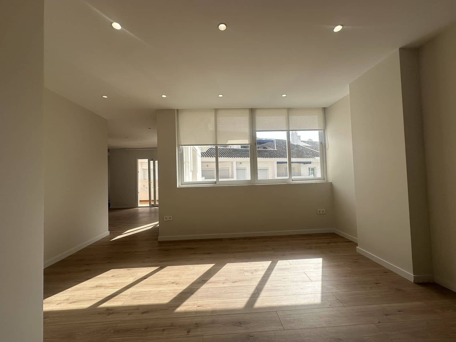 Apartamento de 4 habitaciones en San Pedro de Alcantara en venta - 1.270.000 € (Ref: 9456074)