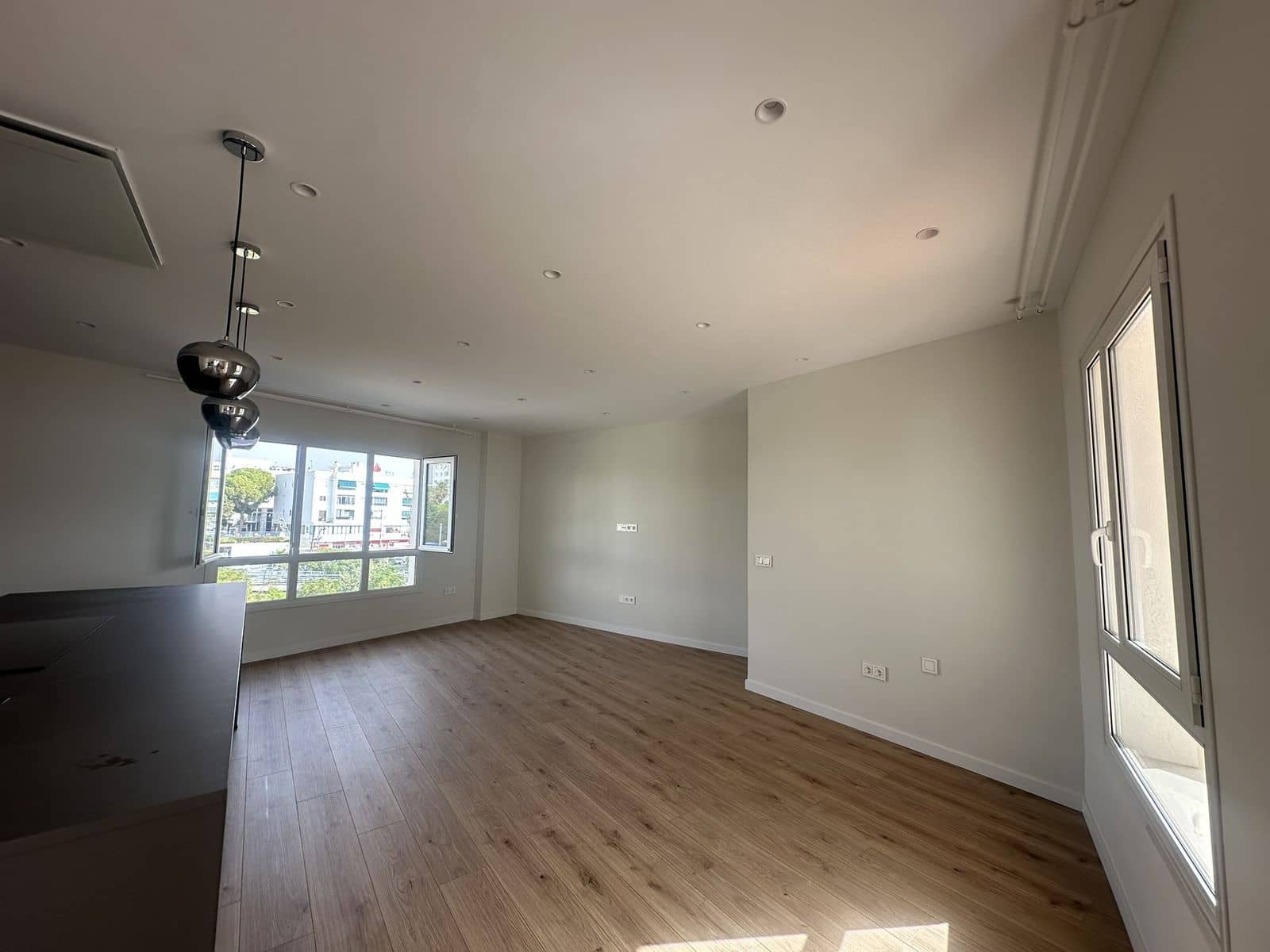 Apartamento de 4 habitaciones en San Pedro de Alcantara en venta - 1.270.000 € (Ref: 9456074)