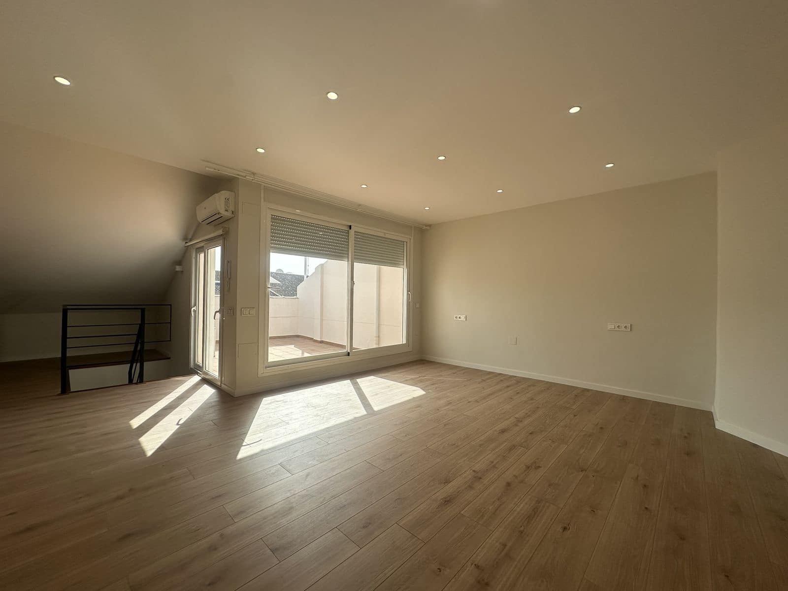 Apartamento de 4 habitaciones en San Pedro de Alcantara en venta - 1.270.000 € (Ref: 9456074)