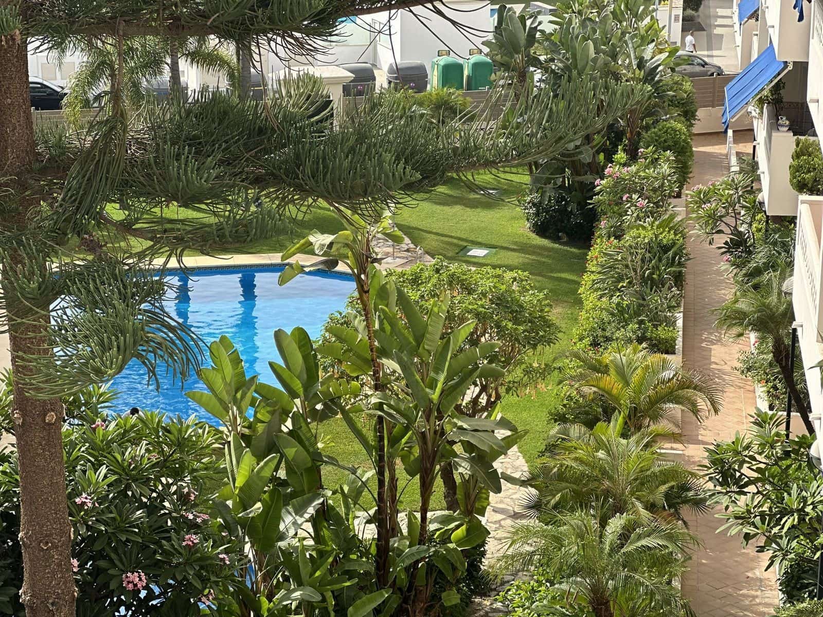 Apartamento de 4 habitaciones en San Pedro de Alcantara en venta - 1.270.000 € (Ref: 9456074)